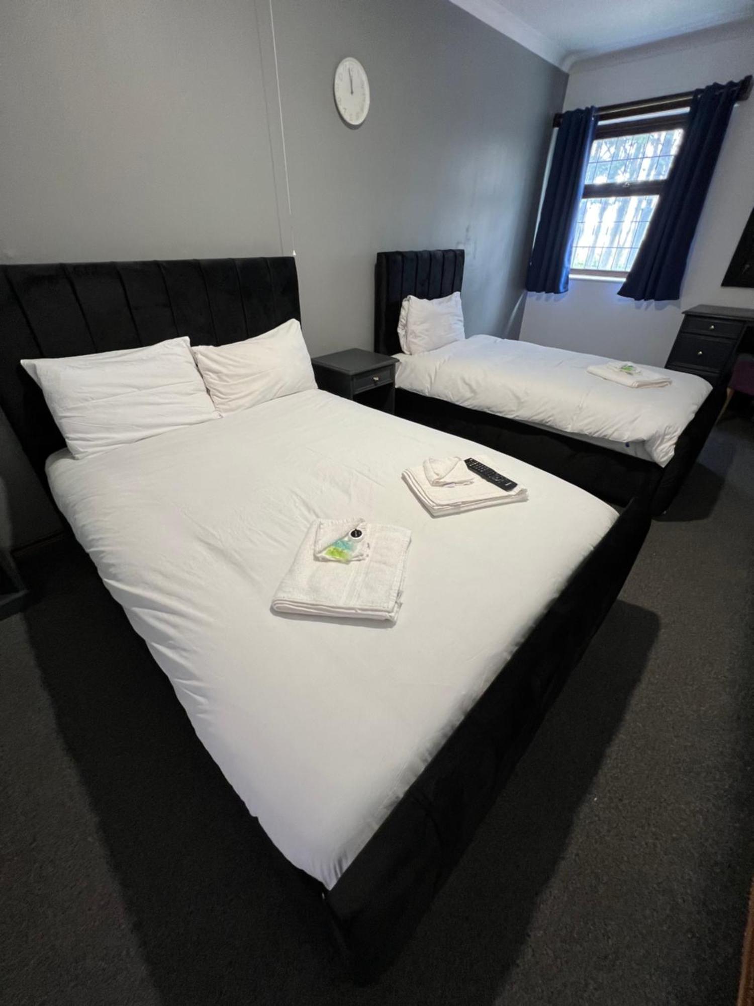 Express Hotel 4*